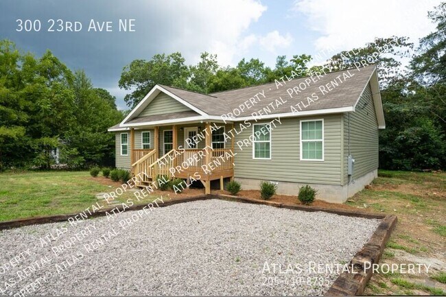 Photo - 300 23rd Ave NE