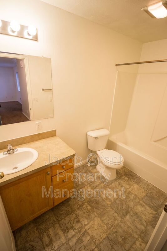 Photo - 3560 Deloy Dr