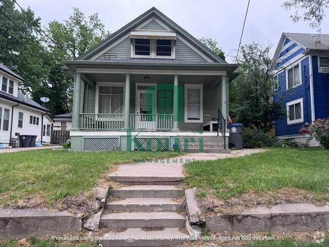 Building Photo - Charming Updated 4 Bedroom in East Council... Rental