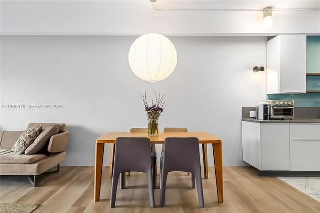 Photo - 1840 Jefferson Ave Unit 302