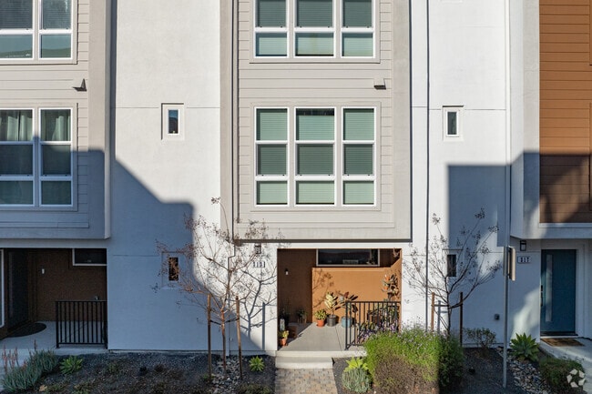 Entrance - Verandah at Valley Oaks
