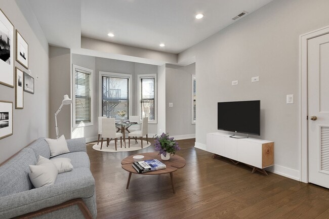 Building Photo - 852 W Lill Ave Unit H