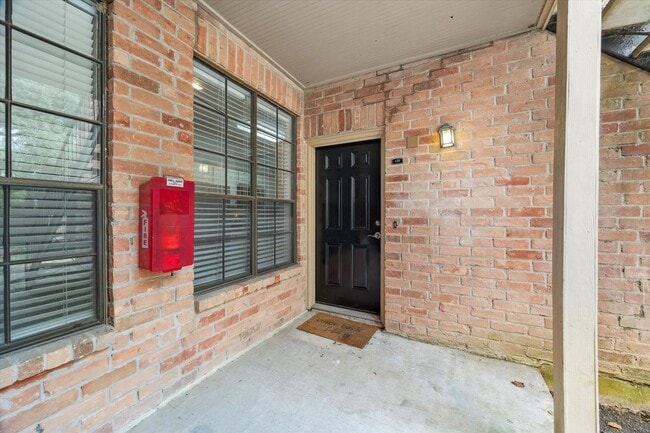 Photo - 2255 Braeswood Park Dr Unit 137