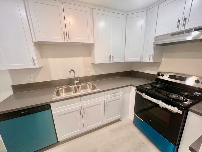 Photo - Columbus Terrace