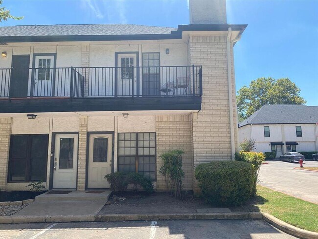 1307 Kinney Ave