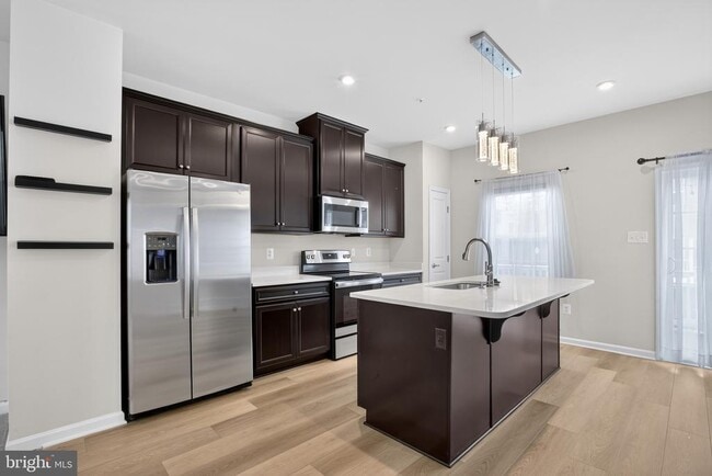 Building Photo - 151 Seldovia Dr