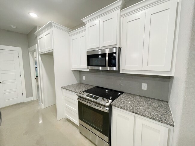 Photo - 122 Harrison St