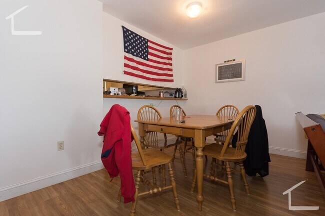 Photo - 10 Glencoe St Unit 2
