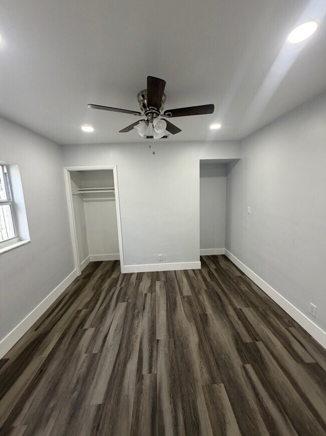 Photo - 531 NE 58th St Unit 3