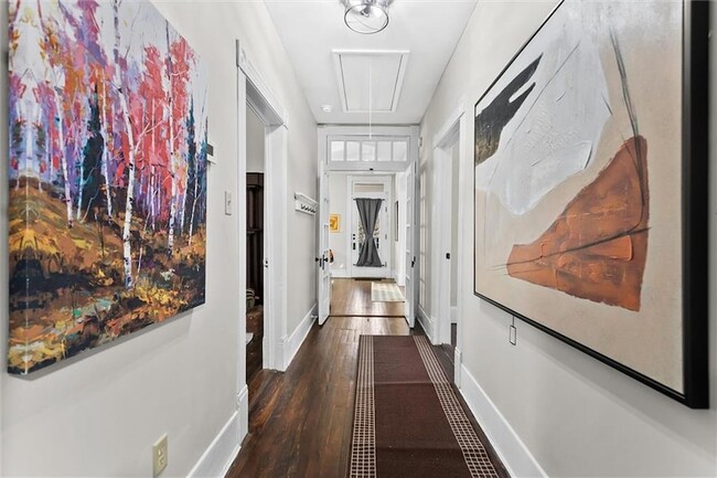 Photo - 867 Beecher St SW