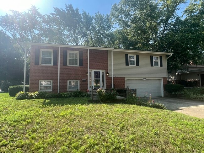 Building Photo - 204 Basswood Dr Rental