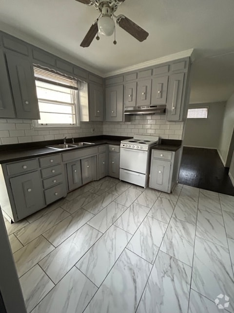 Building Photo - 3210 Doverside Dr Rental