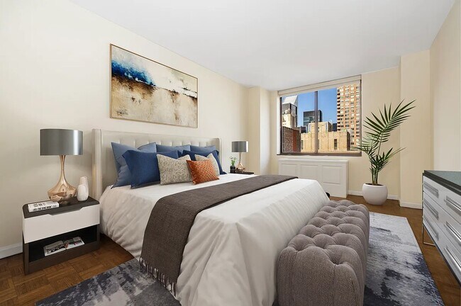 Photo - 245 E 44th St Unidad 12A