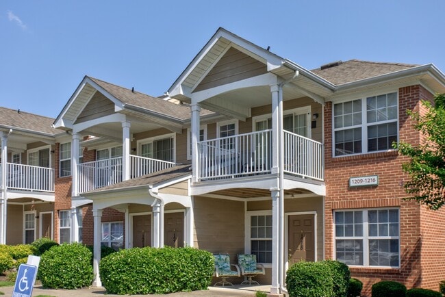 Building Photo - The Retreat at Dry Creek Farms