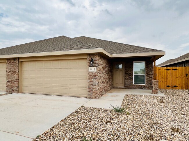 Photo - New 3/2/2 Duplex in Northwest Lubbock