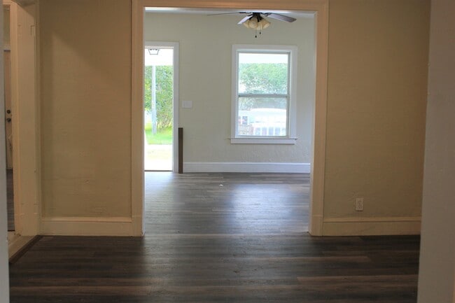 Photo - 6379 Delacy Rd