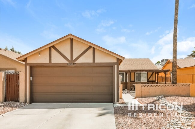 Photo - 10017 N 66th Ln House