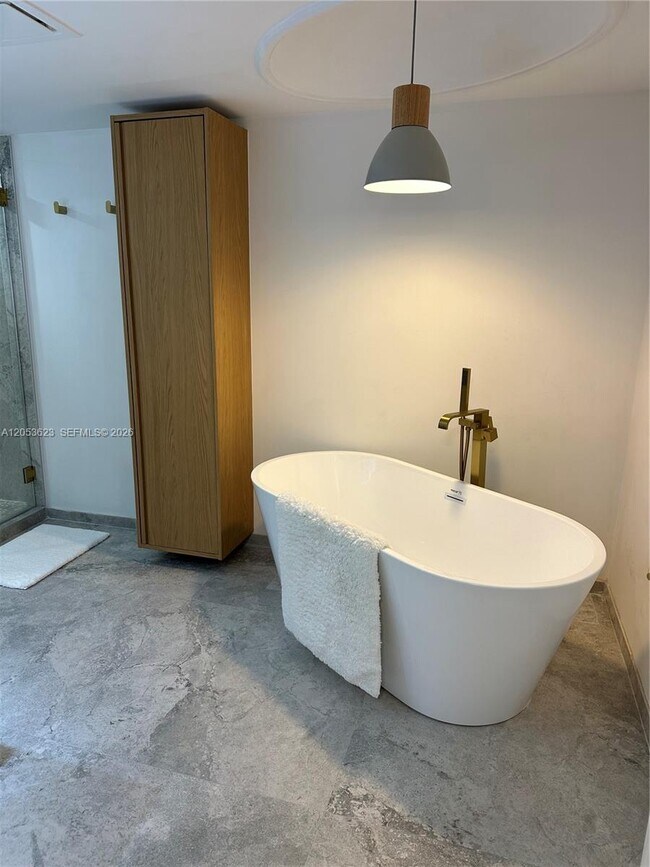 Photo - 1865 S Ocean Dr Unit 14N