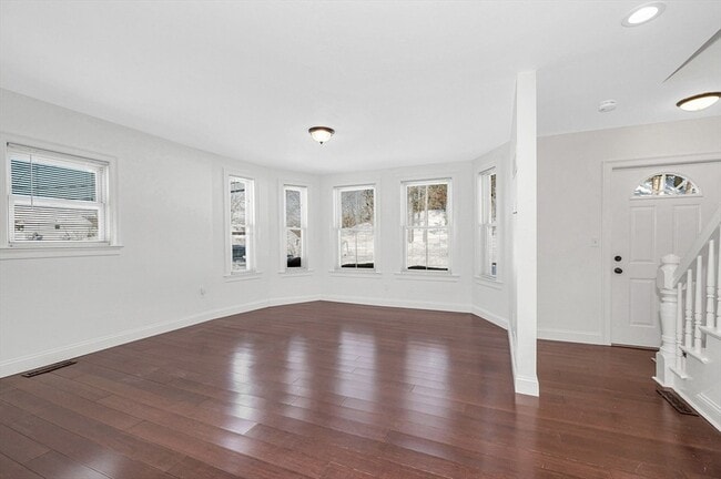 Photo - 12 Broadway St