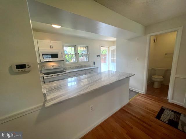 Photo - 429 Hampton Ct