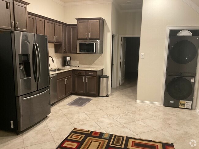 Building Photo - 18863 Rosewood Terrace Dr Rental