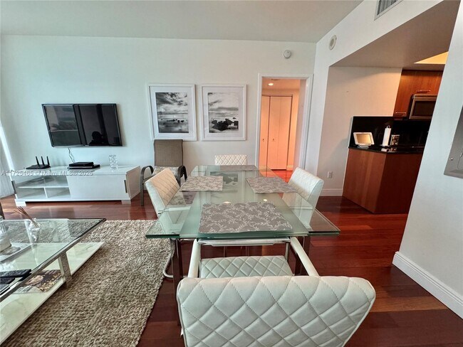 Photo - 1331 Brickell Bay Dr Unit 406