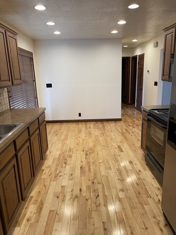 Photo - 582 E 4400 S