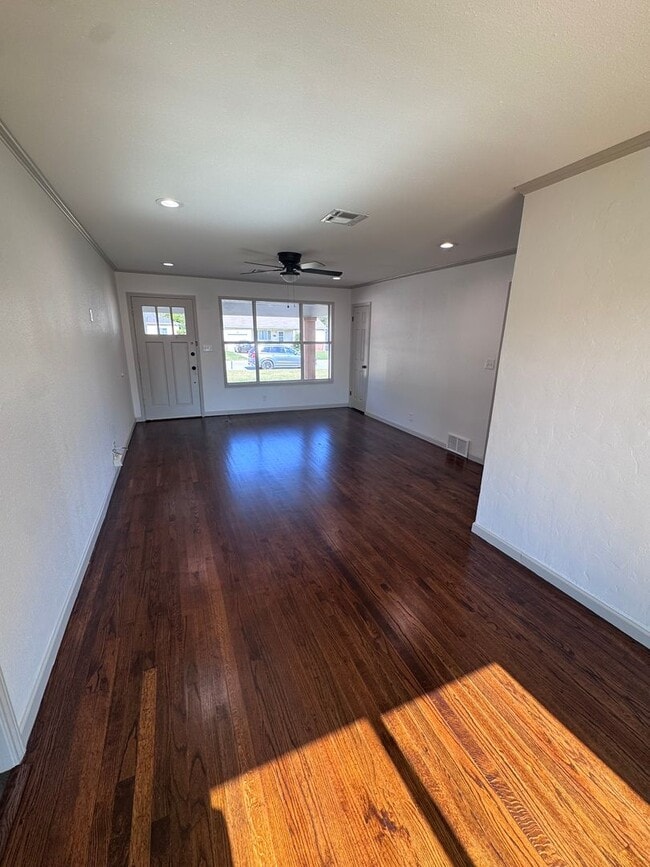 Photo - Updated Midtown Bungalow Charmer! 2 Bed 1 ...