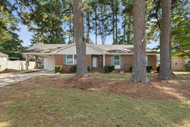 Building Photo - 1821 Oakdale Dr W Rental