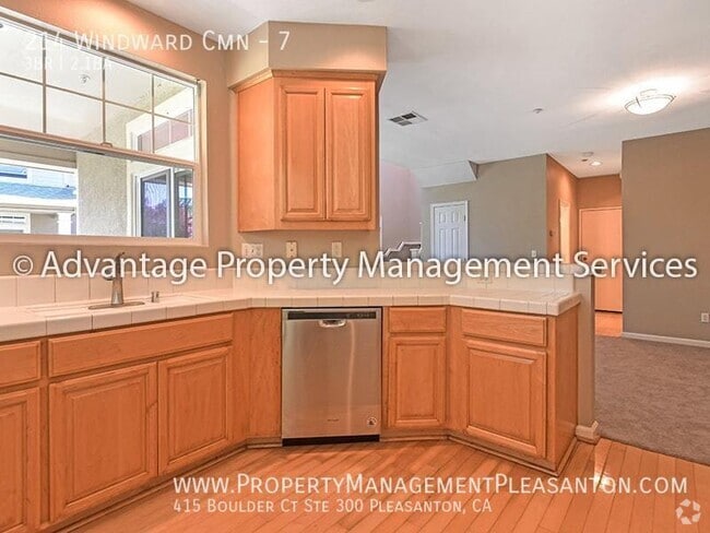 Building Photo - 214 Windward Common Unit 7 Rental