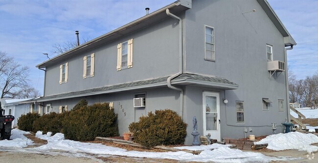 Building Photo - 1505 W Chestnut St Unit 2 Rental