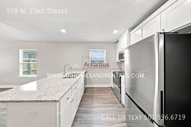 Photo - 918 W 23rd St