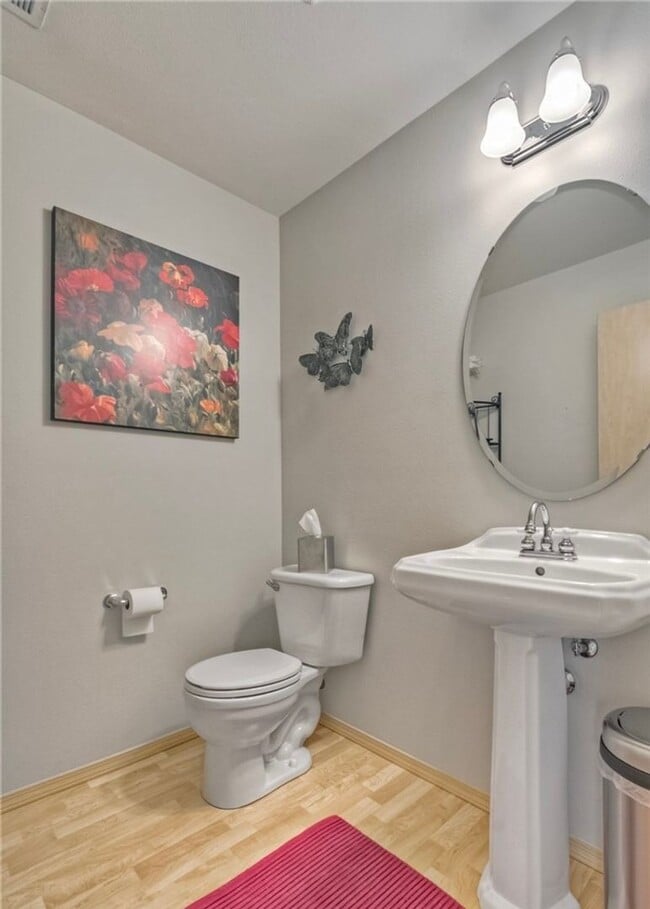 Photo - Beautiful Renton Home with A/C Available from now to 5/4/26