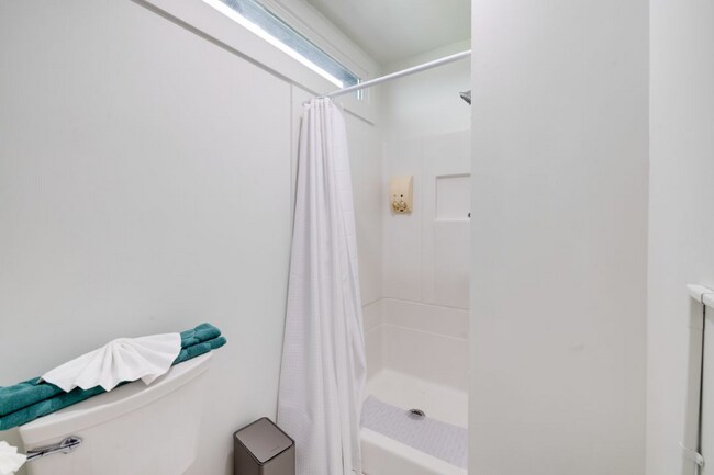 Photo - 414 S Holladay Dr