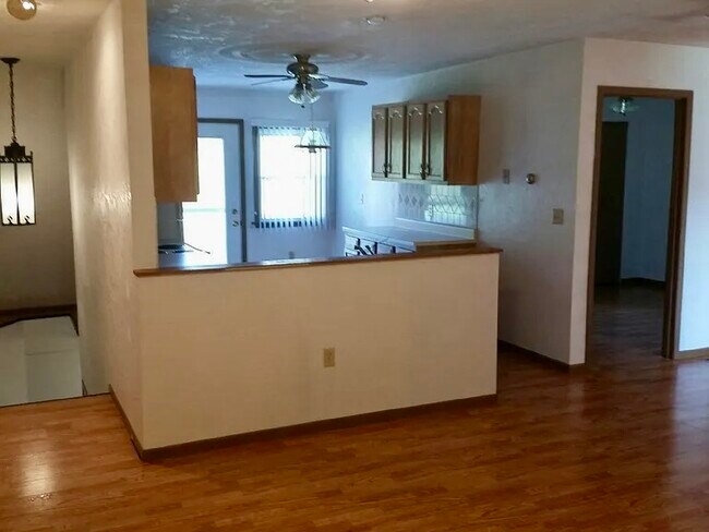 Photo - 142 Homestead Ln Unit #2