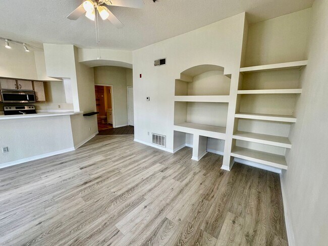 Photo - 7360 Westpointe Blvd Unit Westpointe  135