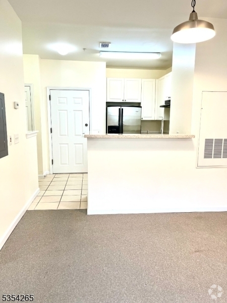 Building Photo - 15 Warren St Unit 338 Rental