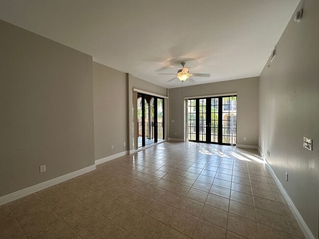 Photo - ANNUAL RENTAL - THE RESIDENCES AT COCONUT POINT- 2 BED +DEN / 2 BATH Unit 202