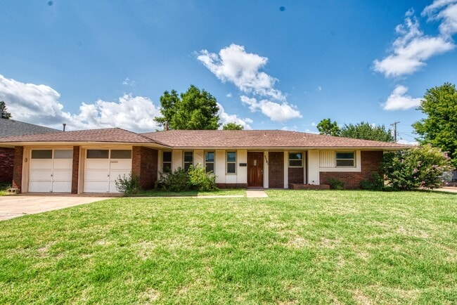 Photo - 7701 NW 24th St House
