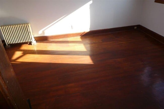 Photo - 569 Main St Unit 2