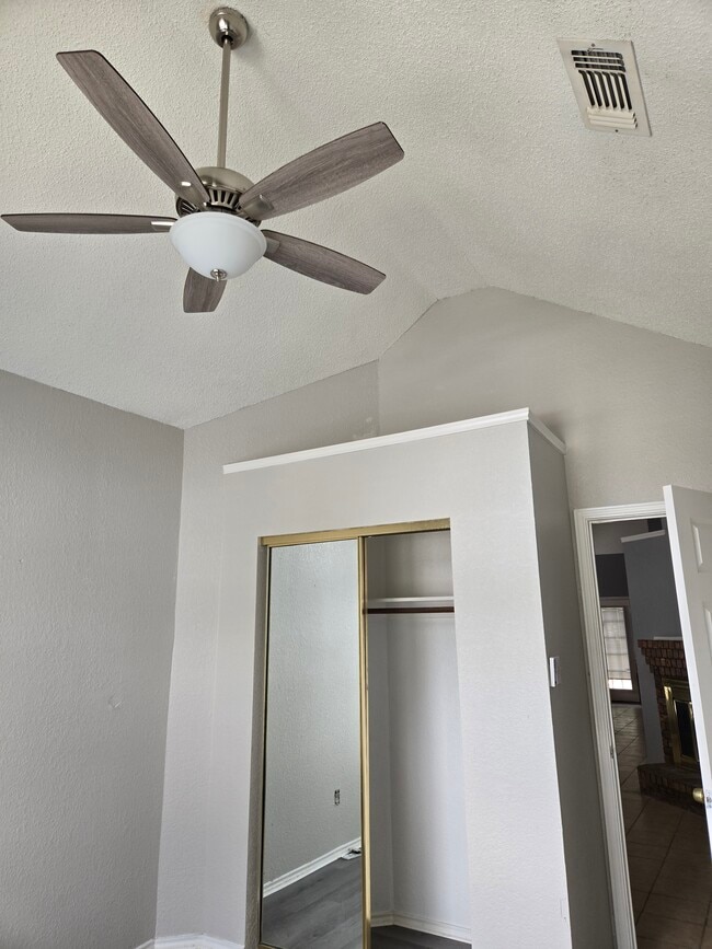 Photo - 2307 Weatherby Dr