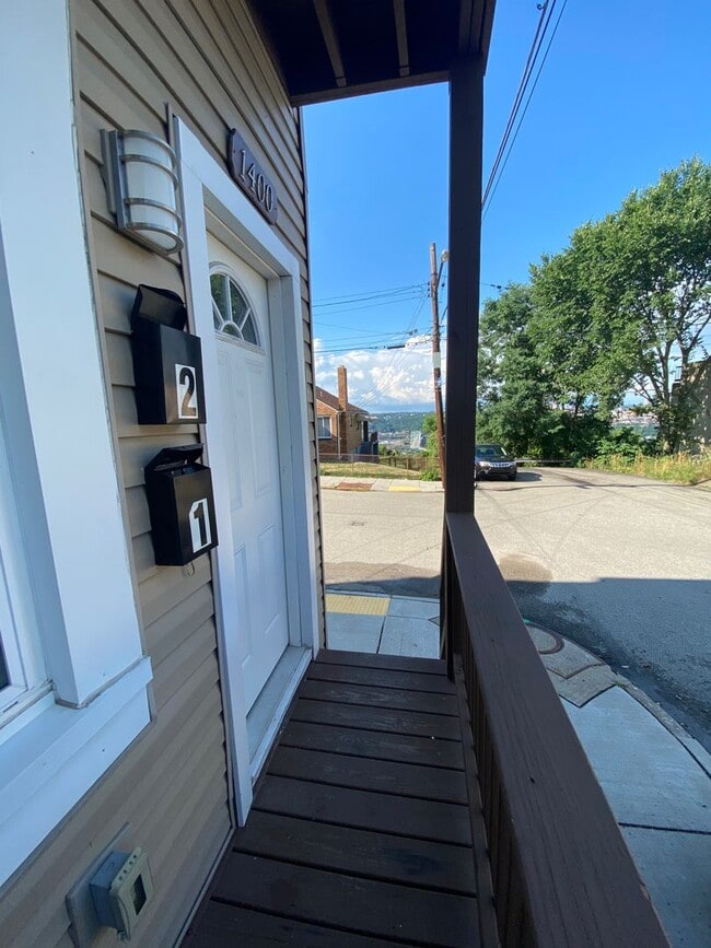 Building Photo - Spacious 1BR apartment Unit Floor 1