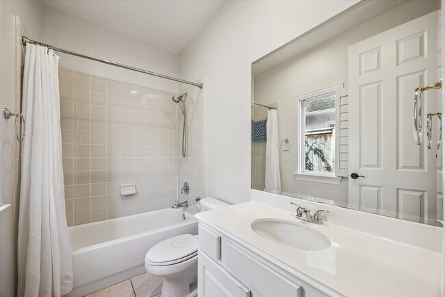Photo - 3047 Bonnebridge Way Blvd