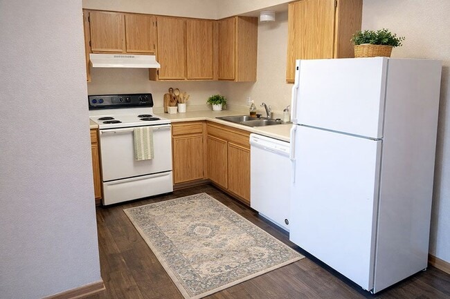 Building Photo - SUNDANCE HAYS APARTMENTS