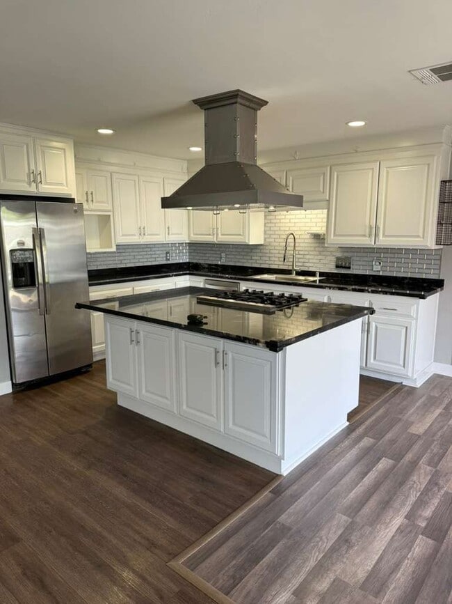 Cocina - 495 Queen Anne Dr