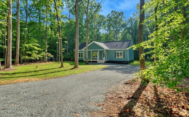 Building Photo - 501 Lewis Rd Rental