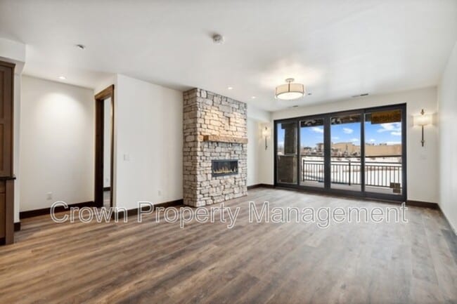 Photo - 317 Akers Ln