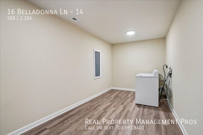Photo - 16 Belladonna Ln