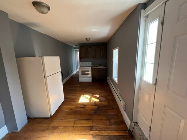 Photo - 531 N 8th St Unit Apt. 3 2nd Fl. Rear