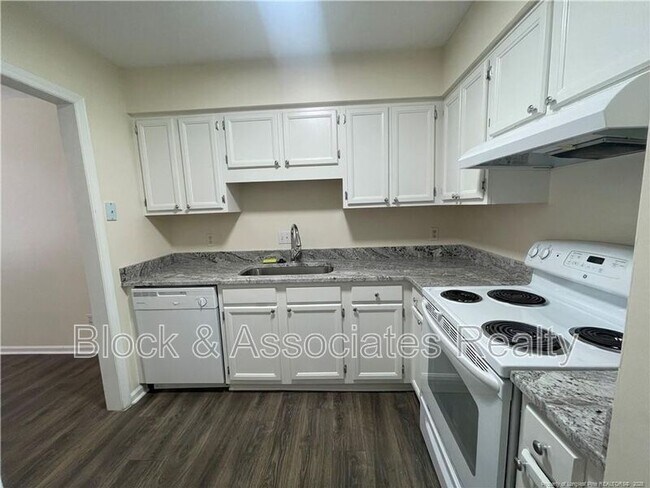 Photo - 2059 Trexler Ct